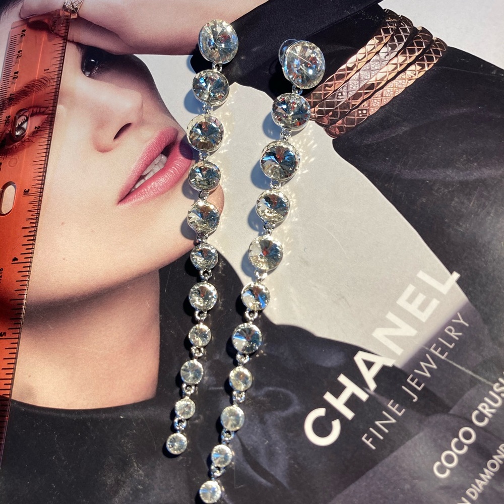 π Fashion Long Crystals Earrings - Picture 5 of 6
